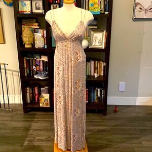 Beautiful Papillion (Butterfly) Maxi Dress NWT